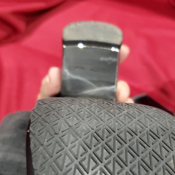 Donald J. Pliner Black and Silver Heels with Pointed Toe - Picture 9 of 11